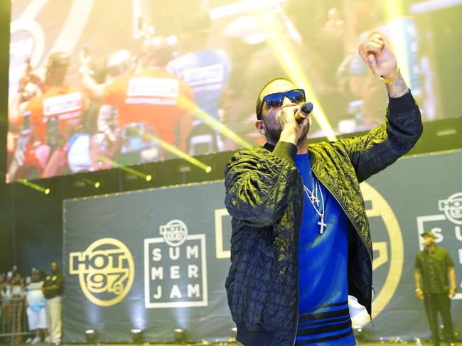 GUnitFamilySite's tweet photo. "@50Cent &amp; G-Unit Were Almost Not Allowed Into Summer Jam This Year (Photos &amp; Video)"
http://t.co/UsVmAsARdh http://t.co/VubUn4JzmG