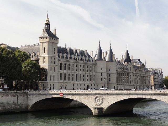 TravelerPedia tweet picture