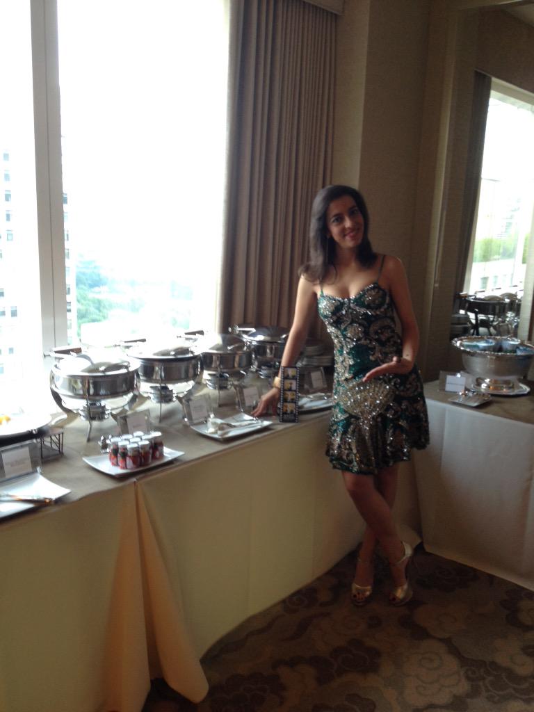 Gracias <a href="/Carlo_DD/">Carlo Di Domenico</a> por el vestido divino!! #NY, #minions <a href="/ricky_martin/">Ricky Martin</a> <a href="/thalia/">Thalia</a>