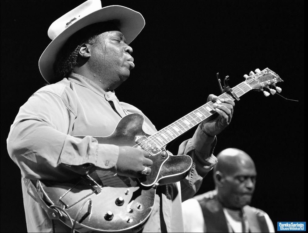 trivago's tweet photo. #trivaGOSEE a full week of BluesMusic in & around historic @Eureka_Springs Arkansas, June13-20 http://t.co/QzXosQ4Ch5 http://t.co/y2T6lXPEmd