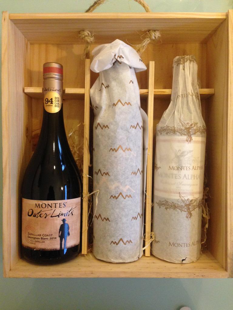 ¡TENEMOS SORTEO entre nuestros seguidores! Haz RT y participa por esta caja de #Montes para ver la #CopaAmerica.