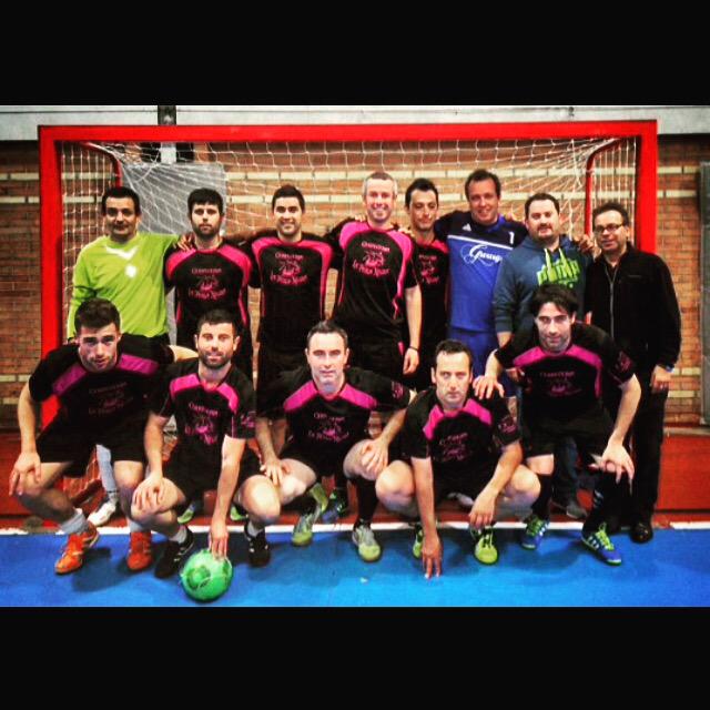 Secaderufs's tweet photo. 24 h Comillas! Subcampeones! @LRayonExposito @Javips83 @TOLINCOMILLAS @victorrayon10 @comillasfer @AntonioIsrael06 http://t.co/gPHaJUO0uV