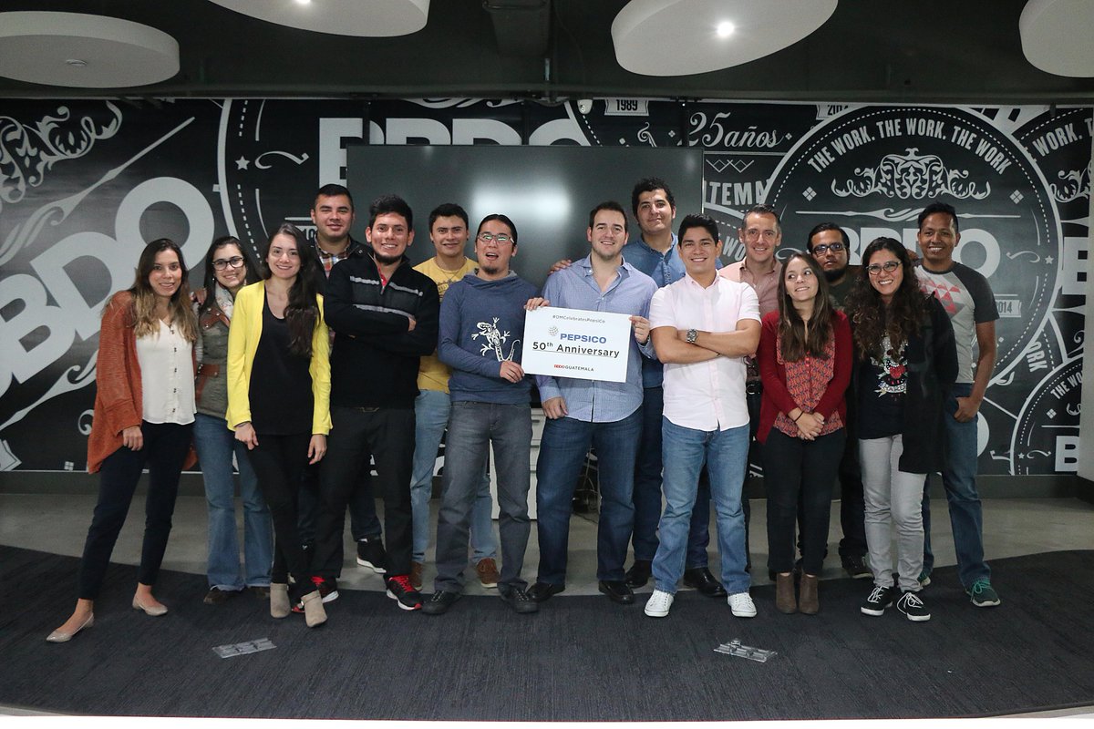 BBDOgt's tweet photo. ¡Celebramos junto a PepsiCo su 50 aniversario! #OMCelebratesPepsiCo #BBDOgt #ElValorDeLoInesperado. http://t.co/HFby7fwyQ7