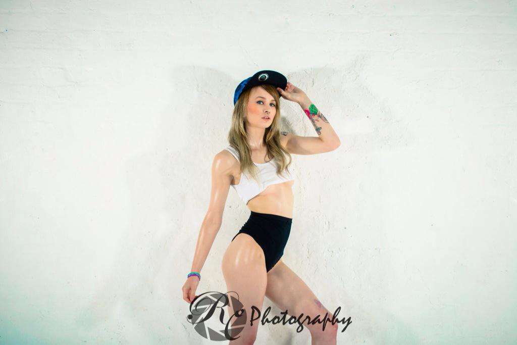 xxxChyna_Dollxx's tweet photo. #InkedFemales #model #toplessmodel #oil #frontstyle #skatesocks #tattoo #snapbacks #ukmodel #Alternative http://t.co/2KPfEctou5