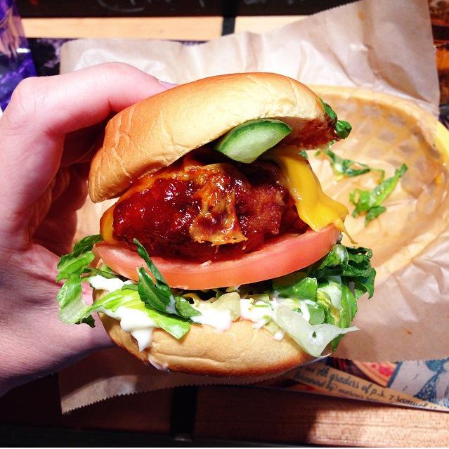 streetbirdNYC's tweet photo. #Harlem, what's good?! Come get this and get rid of the Monday blues! #InBirdWeTrust #CrispyBird http://t.co/oWCLaV5WUH