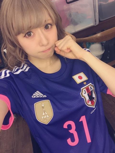 のぼるん בטוויטר 胸に輝くw杯エンブレムを守りきれ Silent Siren ラッキーガール サイレント サイレン Https T Co Ac3thm4hn2 Cxなでしこ 黒坂優香子 サイサイ サイレントサイレン Jpn Http T Co Z1dj3yapa8