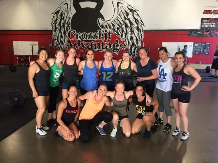 CFAdvantage's tweet photo. 6pm class was DOMINATED by BEAUTIFUL LADIES tonight!
Lady Wolf Pack!
#CFA #studettes #hotties #ladybeasts #crossfit http://t.co/MFxcYbUJkn