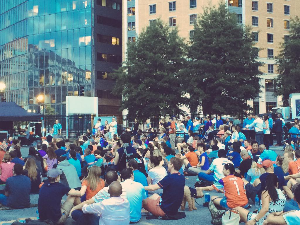 ussoccerfndn's tweet photo. Tied game, great crowd. Even a stormy night is a good night to #cheer4change! #WWC http://t.co/JXLQJa9TQZ