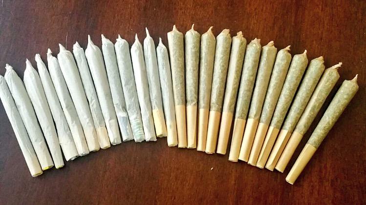 BudPictures's tweet image. Fav if you could smoke all of these