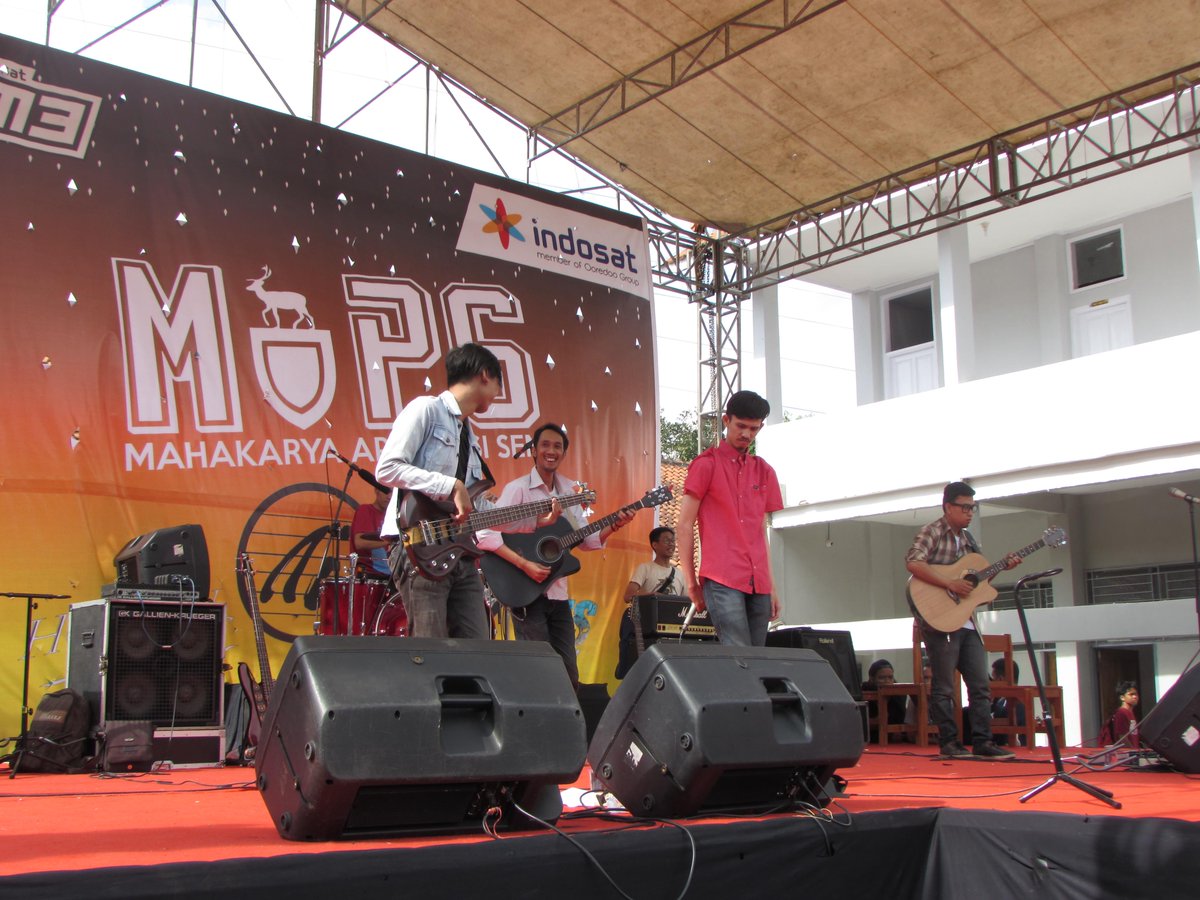 osisman26's tweet photo. latepost @afterisya see you again #MAPS2015 http://t.co/uvqysruDDR