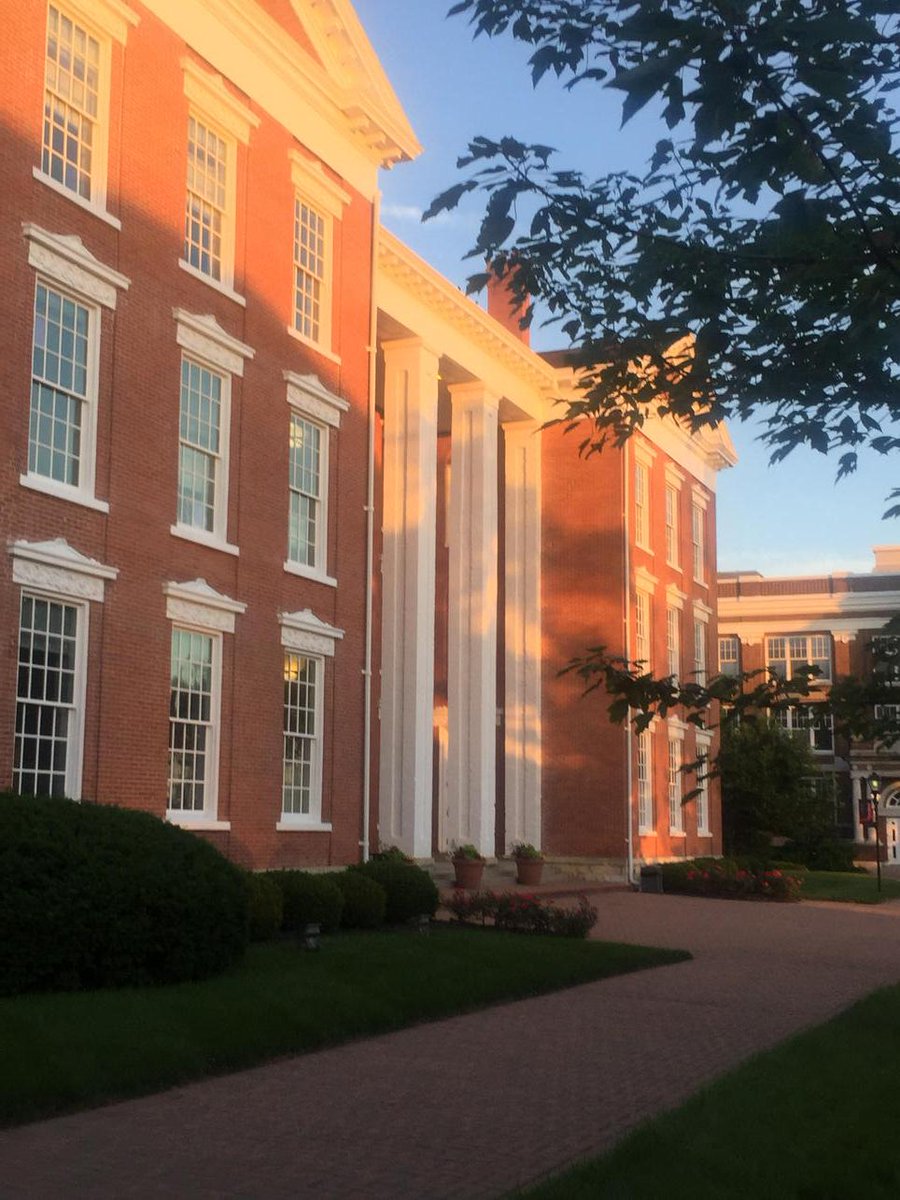 david12sallee's tweet image. Most beautiful campus in America! @williamjewell