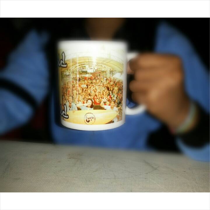 davsv_'s tweet image. ahaha Keren EDAN, om brez ini bajakan apa emang ada di om brez? :D Cc: @billfoldx @ganialianda