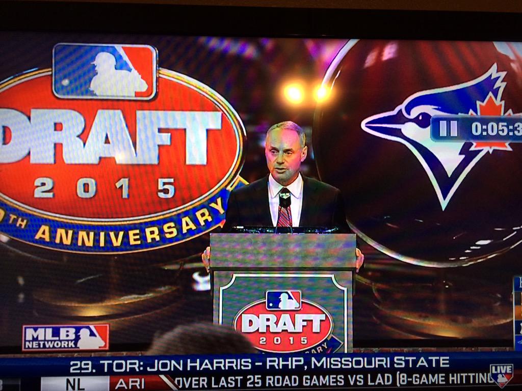 CoachT_RZRBacks's tweet image. Congrats @Bears_MSU_18! 1st Round! So happy for you stud, you deserve it. #MSUBearsBaseball #MLBears #FirstRounder