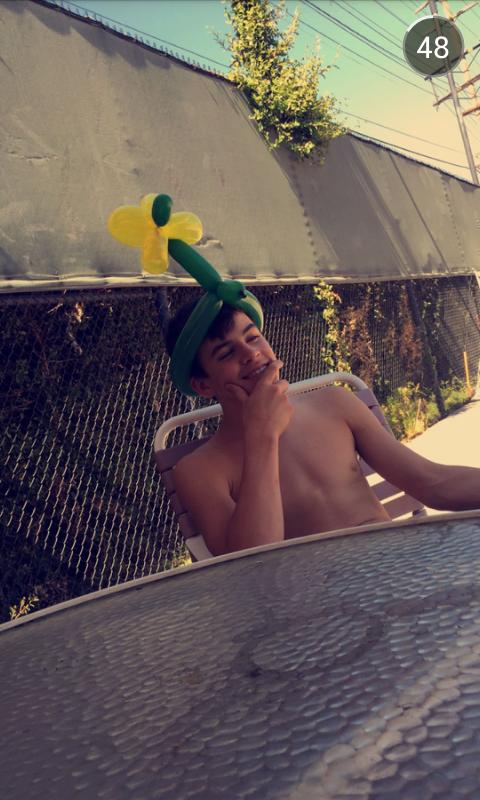 It\s late in your town, anyway HAPPY BIRTHDAY, I LOVE YOU SO MUCH HAYES GRIER  Ps: I can\t believe, you have my age 