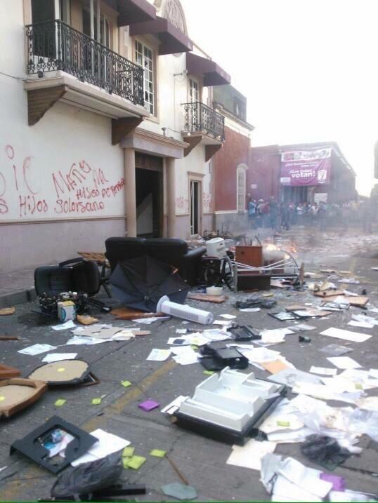 RodRod90's tweet photo. @lopezdoriga @CarlosLoret  #LibertadparaPueblonuevo http://t.co/ajYmHeiN2W