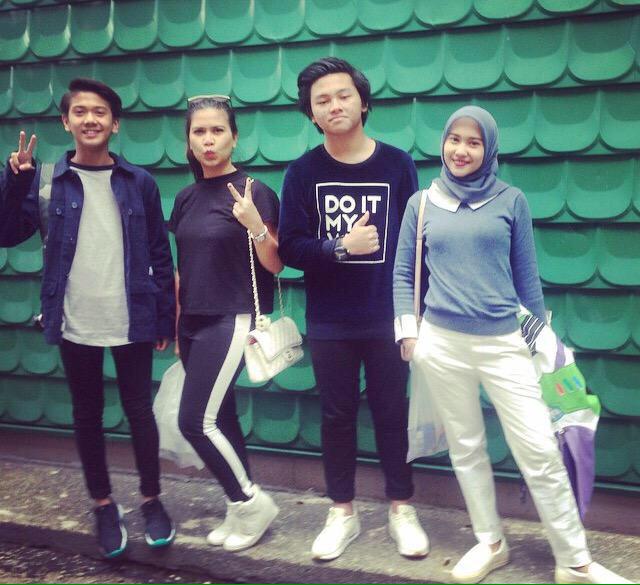 #CJR1stALBUM tweet media