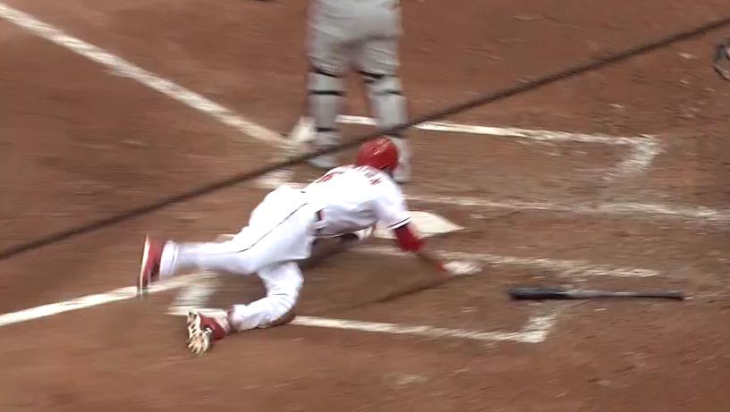 BleacherReport's tweet photo. VIDEO: Reds' Billy Hamilton wreaks havoc on the bases, swipes 2nd, 3rd and Home vs. Phillies http://t.co/TF3fbACXY2 http://t.co/l949CiDyqx