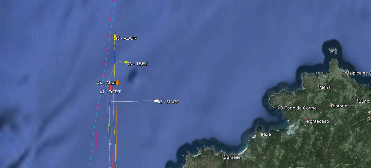 theoceanrace's tweet photo. This just in: @desafioMAPFRE &amp; @brunelsailing have tacked east. #VOR fleet is now in 35 knots of wind! http://t.co/bCioLNtbdh