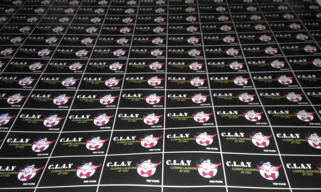 CLAYofficial_'s tweet photo. Stiker sudah ready http://t.co/8qUyrmpuLn