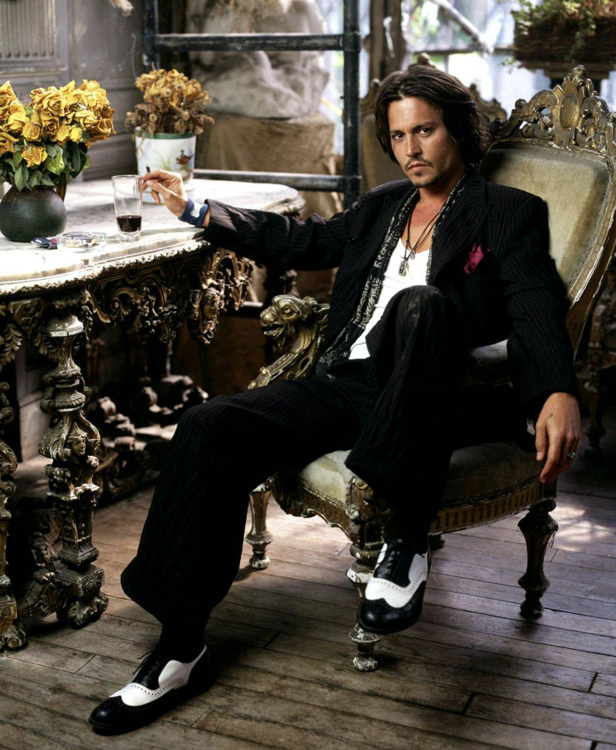 Happy Birthday Johnny Depp!
Photo by  Mark Seliger © 