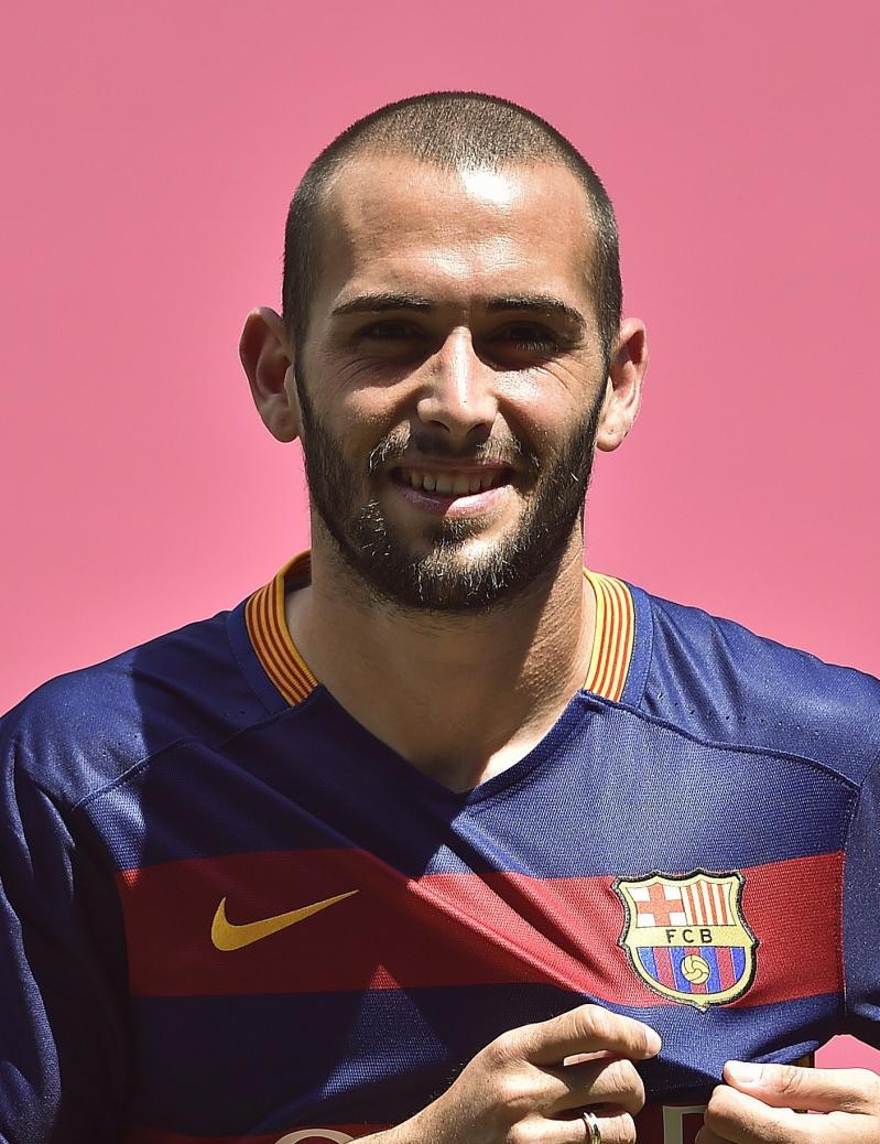 Twittos_FCB's tweet photo. [#Photos] Le nouveau joueur du club : Aleix Vidal. http://t.co/gxKDhgMnud