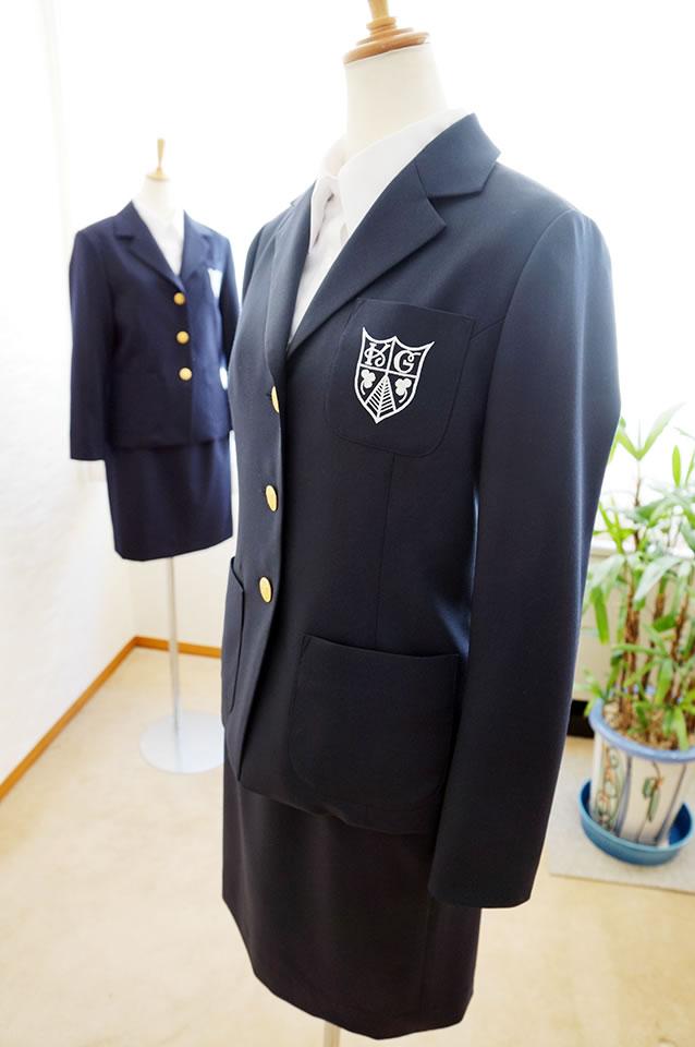 甲南女子大学制服(校章付)