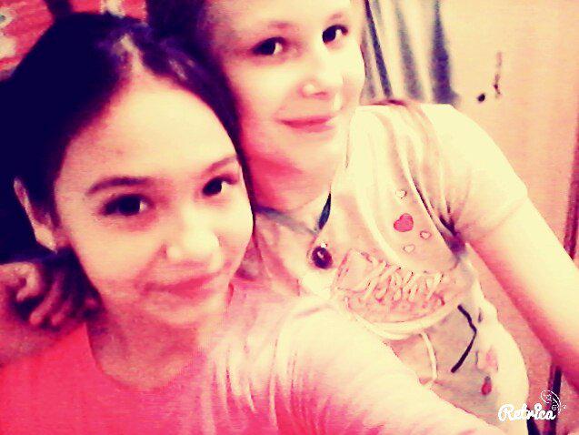 a2f4ffb02e4c475's tweet photo. Me and Sonya^^
♥♥♥
I love you!!! http://t.co/ZZcAObGOhz