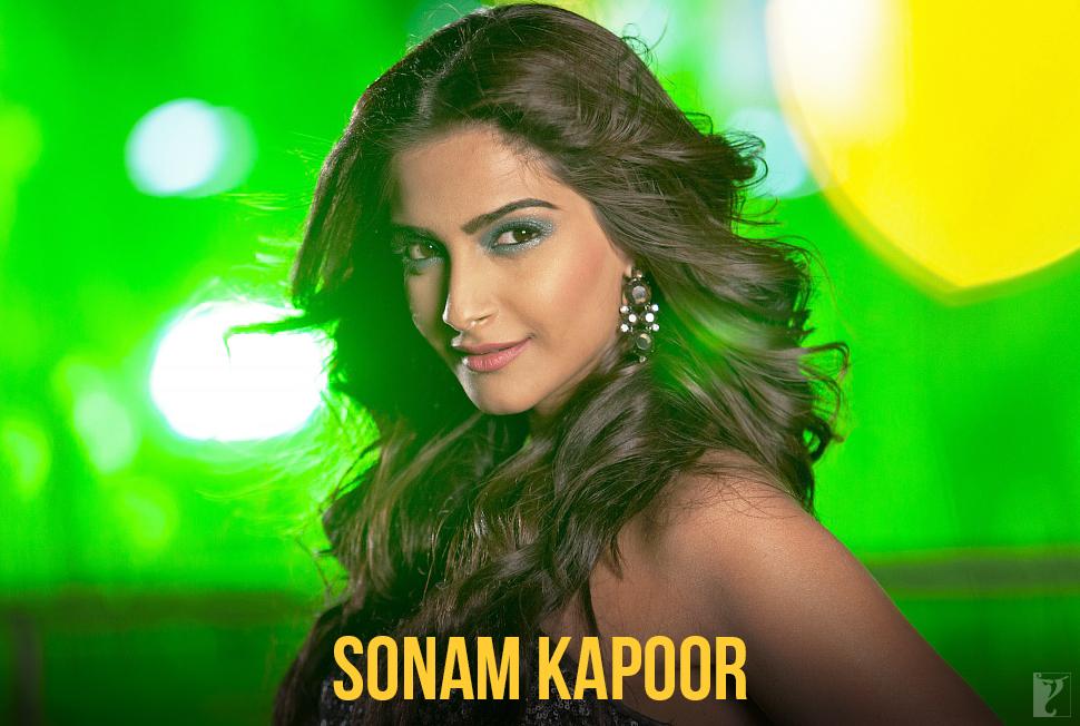 Sonam Kapoor has dazzled all with her unique style! Happy Birthday to the gorgeous fashionista! 