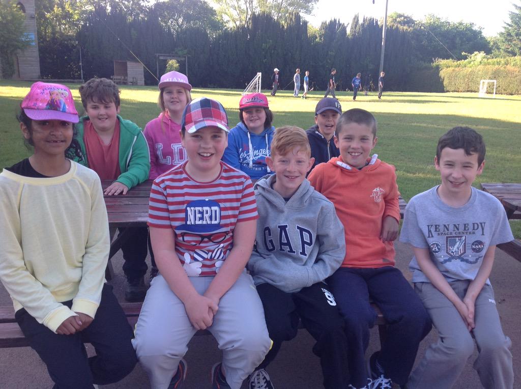 h3ron09's tweet image. Up bright and early, looking forward to breakfast!