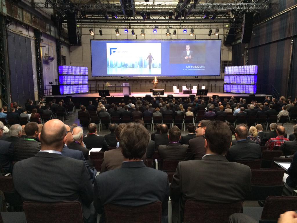 matthias_piston's tweet photo. Das SAS Forum in der Jahrhunderthalle Bochum hat begonnen - Spannende Vorträge in einer tollen Location #sasf15 http://t.co/CYLWSEZJOk