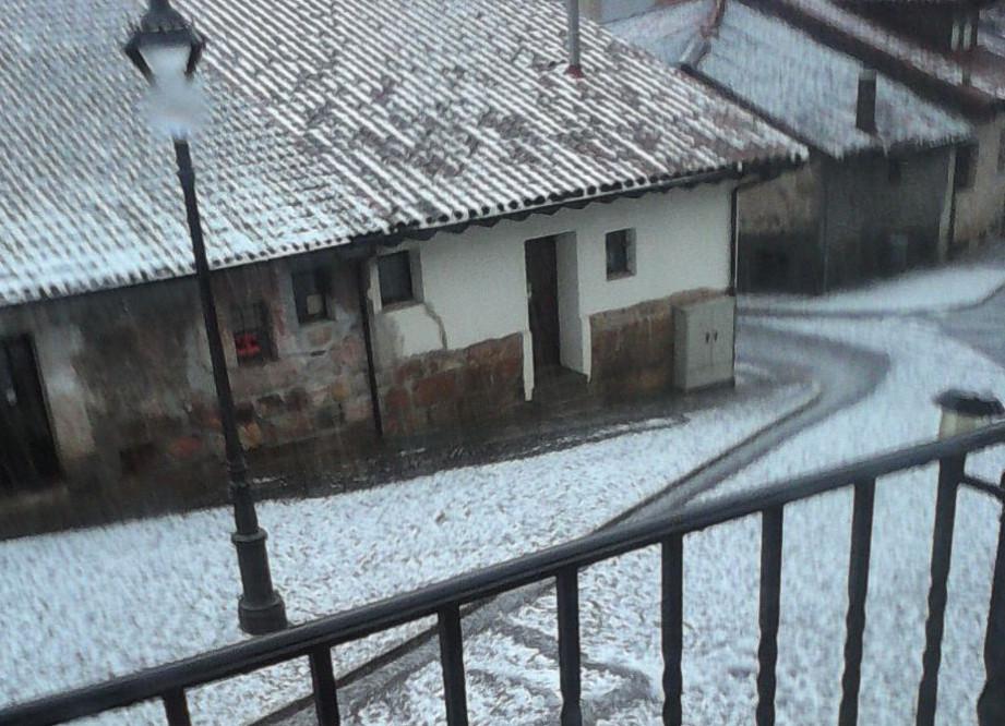 Embedded image permalink