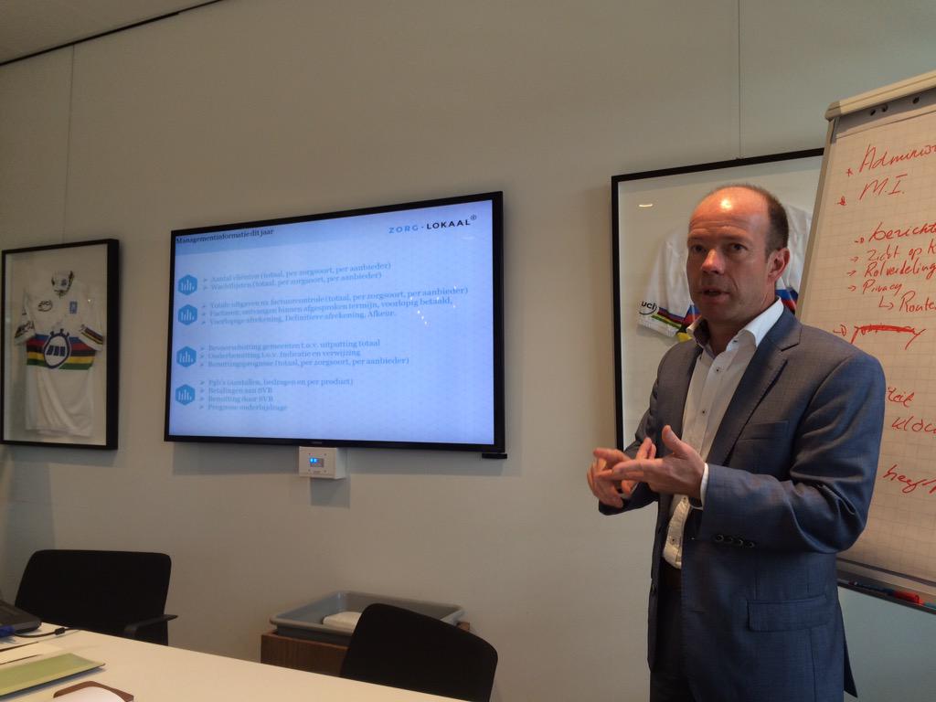 Frank Sampers laat Zuid-Limburgse gemeenten zien welke managementinformatie ze krijgen over #Wmo2015 en #Jeugdzorg