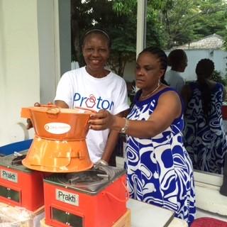 acfcardc's tweet photo. DRC: 3927 #ImprovedStoves sold for the period January- May 2015 through 35 retailers with 20 of them being #women http://t.co/OD6FT5fzGY