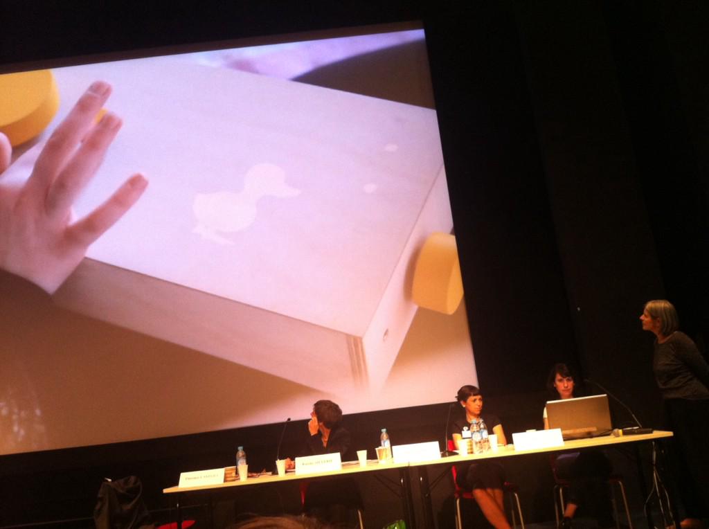 lecubegarges's tweet photo. #RencNum Compétences des publics > @Malmayan Retour d'expérience #luniilab projet @LeCubeCNE http://t.co/zBKsi1OngC http://t.co/Kl0PsZxTiW