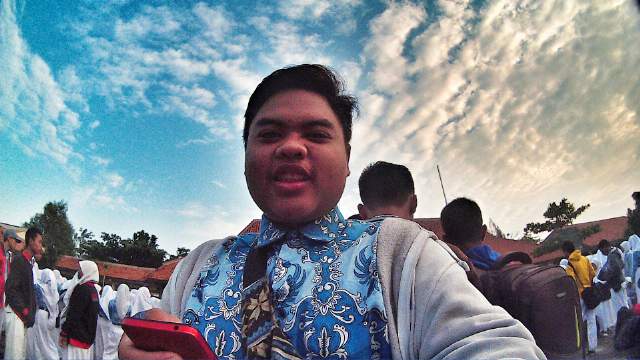 downfans's tweet photo. Heuheuu :D http://t.co/FP1lcAWmLi
