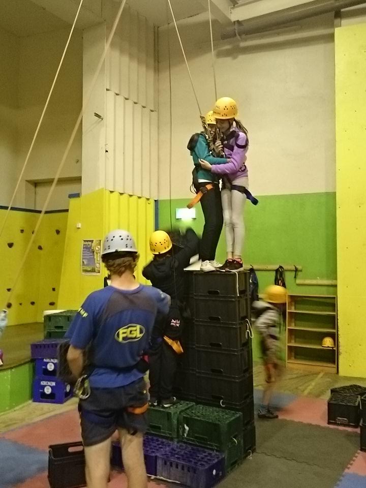 Elizabeth Salt tweet media