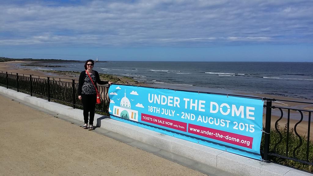 UndertheDomeWB's tweet photo. #Guerilla #bannering in #whitleybay #wbayontheup thank goodness there were no arrests! #UnderTheDome http://t.co/MwLLI7qrfK