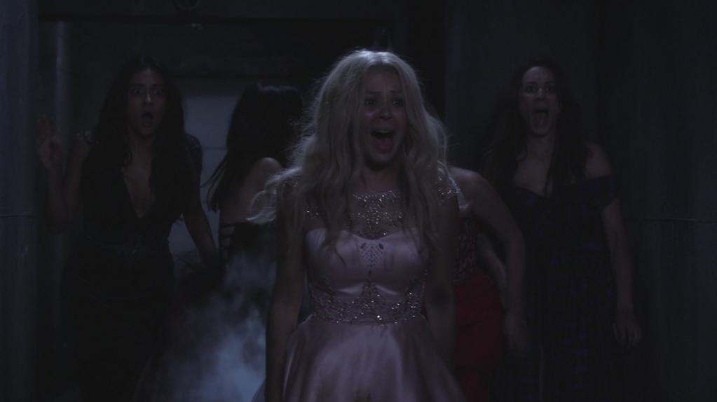 rachgil363's tweet image. IT'S #PllDay 😍 I CAN'T WAIT!! #GameOnCharles #CharlesIsA #PrettyLittleLiarsSeasonSix @ABCFpll @imarleneking