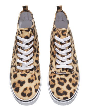 10 Inspirasi Model Sepatu Motif Leopard Dari Para Seleb (Bagian 2)