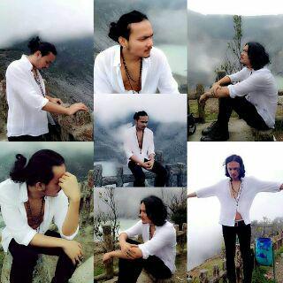 Yg diidolain itu nabi muhammad. "<a href="/hafil_fc/">hafilFC</a>: My idol cce; <a href="/hafilandrio/">HAFIL ANDRIO PUTRA</a> <a href="/HafilAndrioFans/">HafilAndrio Fans</a> <a href="/hafillovenrock/">Hafil lovers</a> <a href="/keliwil/">hafil andrio putra</a> "