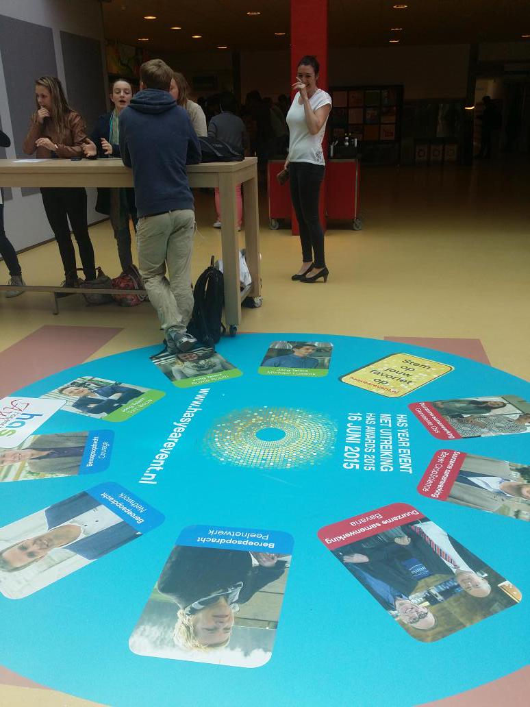 greenacademyHAS's tweet photo. Opvallende promo voor volgende week! Aanmelden en stemmen kan nog. #HASawards #HAShogeschool http://t.co/e2PNiXX9fr http://t.co/wdCMaY5dLV