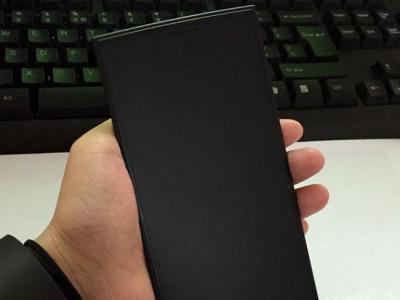 4pdaru's tweet photo. #iOcean Z1 оснастили 2K-дисплеем и 3 ГБ оперативной памяти
http://t.co/KY3SGo3A6c http://t.co/0NXDqmf8ZS