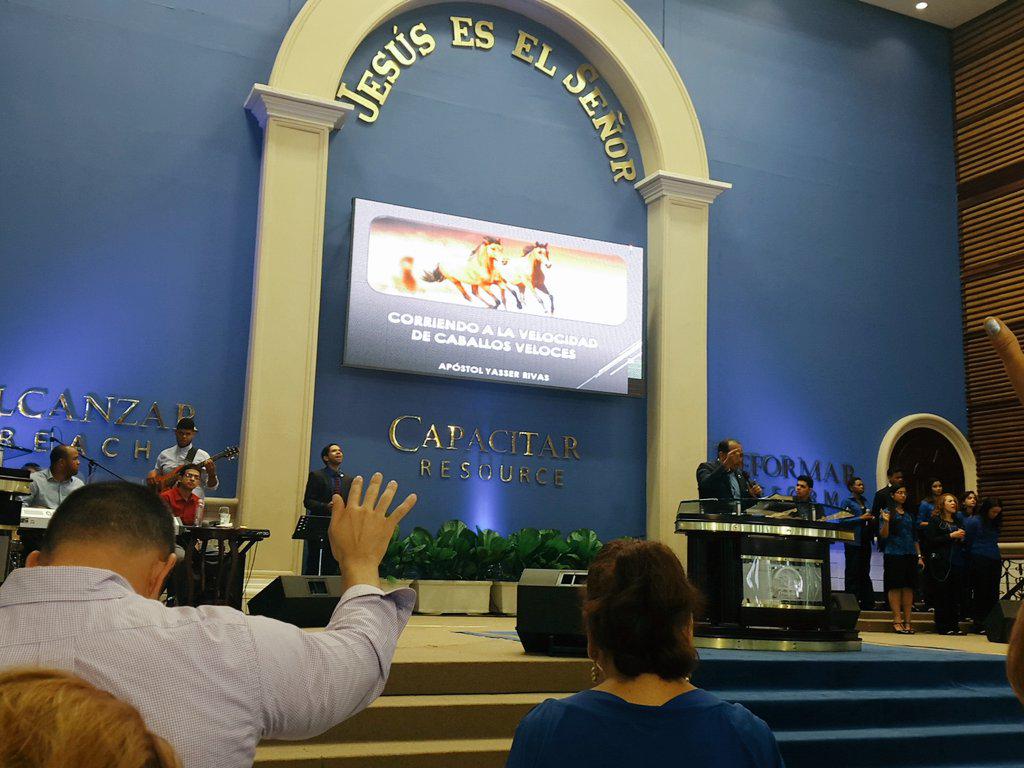 Ultimochance's tweet image. Congregacion Cristiana. @apostolyasser " Corriendo a la velocidad de Caballos". !!! Poderoso mensaje.