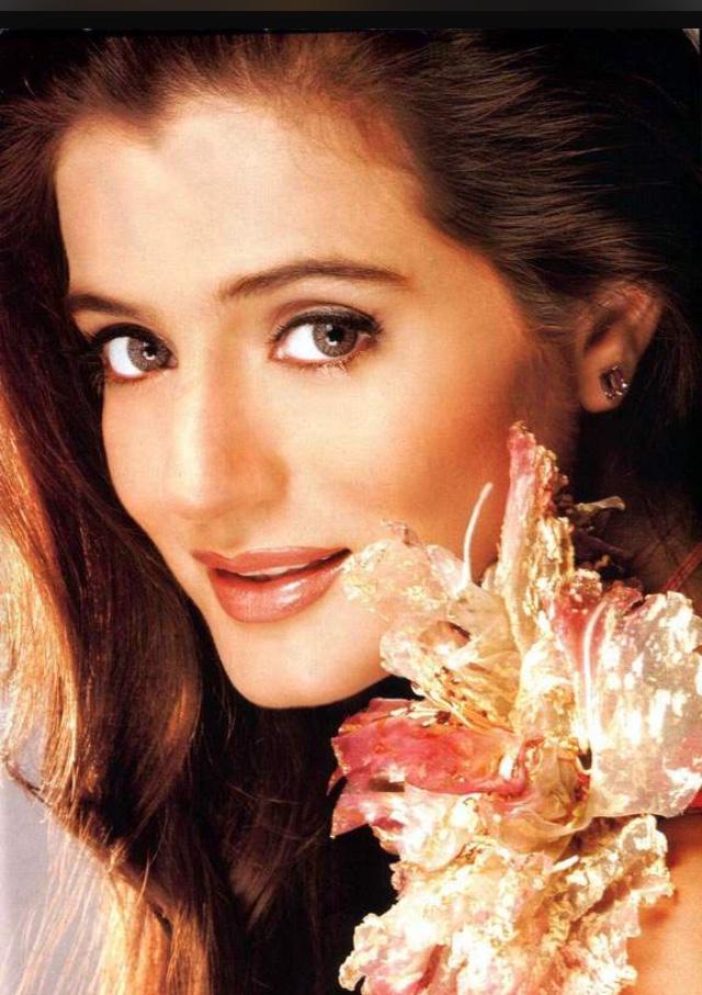  Happy birthday to you love and Hugs from London have a fantabulous day  