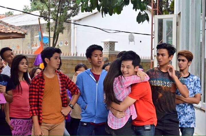 cassandrasleee's tweet photo. Akhirnya malam Ini tayang aku n @RandyMartin98 di MADUN @SCTV_ jam 8 malam. Siap2 Ya #CassieRandyAtMADUNSCTV http://t.co/QPLp186siU