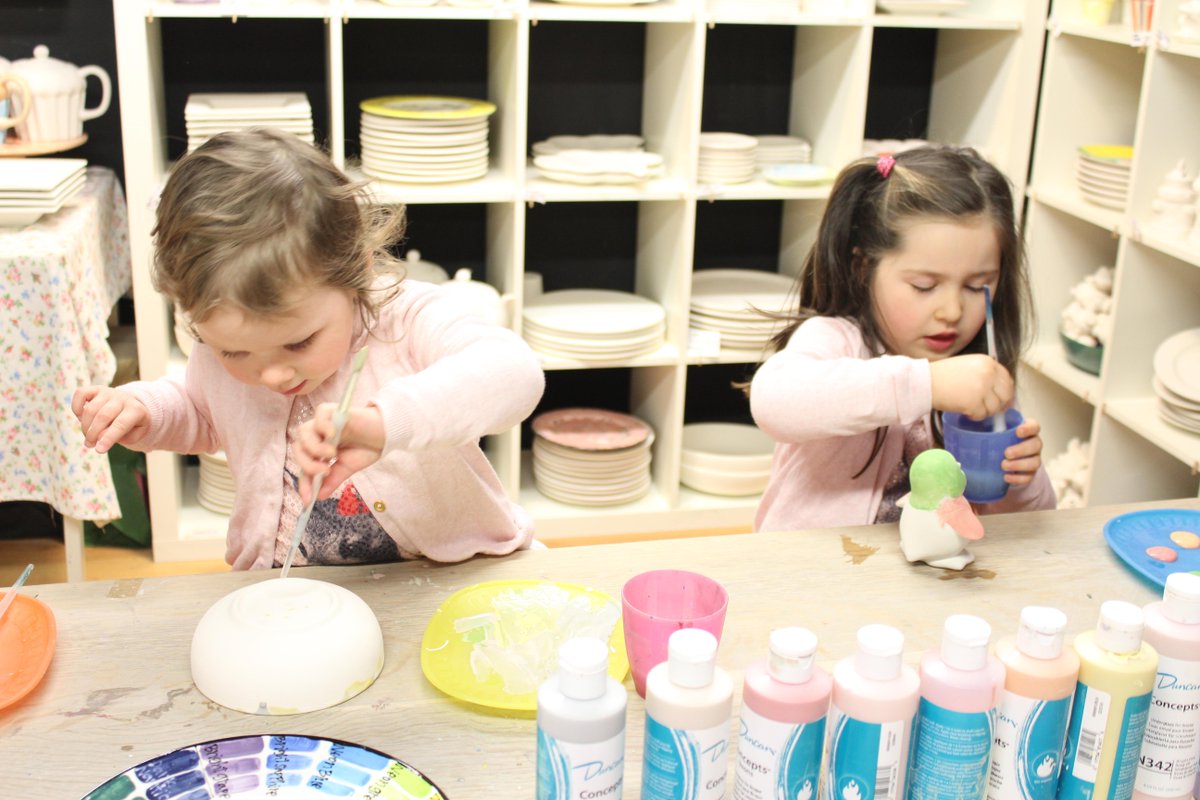 RibWorld1's tweet photo. We are positively GIDDY about today’s Facebook prize  €100 voucher to paint pottery at @GiddyStudios  @DundrumTC http://t.co/fPFamqYurB