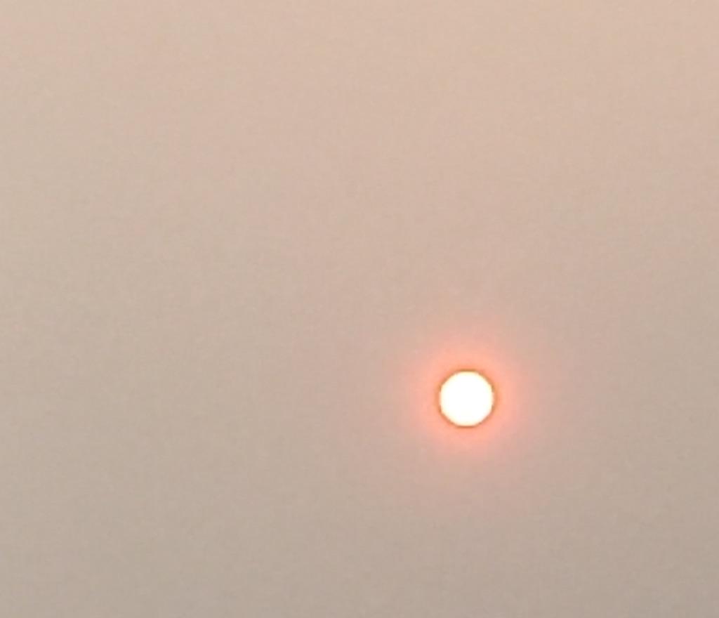 Notice something new in that which seems unchanging. This morning's sun glows in red hues. #sunrise #FreshStart