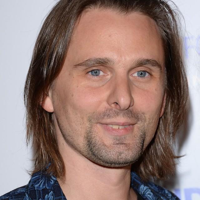  :  | Compie 37 anni Matthew Bellamy, frontman dei Muse! Happy Bday Ma 