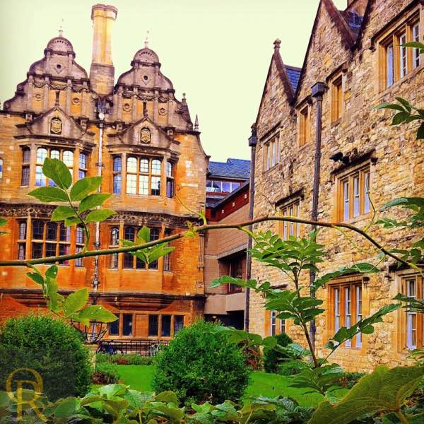 ORadans's tweet image. Oxford is so beautiful and such a great place to get some inspiration for O'Radans! Who's in #Oxford today? #ORadans