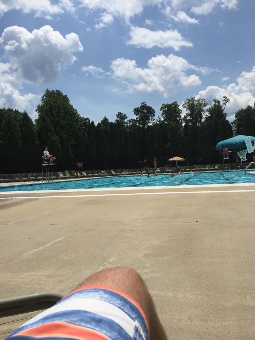 Brian7NewsDC's tweet image. Really need some motivation to get off this chair and go get ready to work. #EveningShiftProblems :)